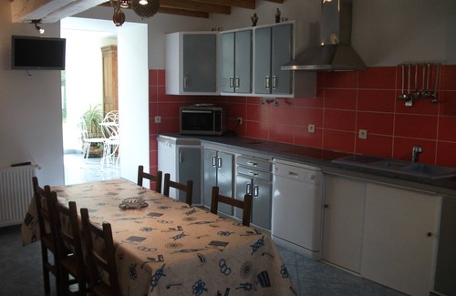 Brix Cottage | Gite-wooded countryside near beaches 15 min-tourism-Cherbourg. Titanic.