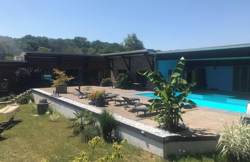 Dampierre Cottage | GÎTES 23M2 with terrace, heated pool, SPA and sauna