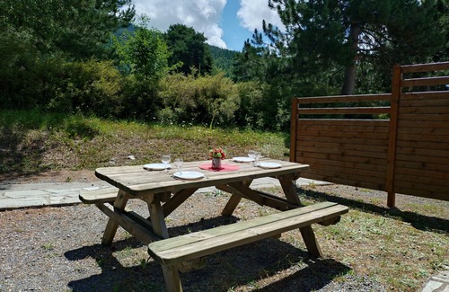 Montclar Ski Chalet | Gites de l'Aigle in the heart of the Montclar resort between lake and mountains!
