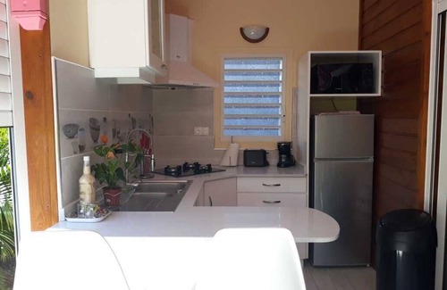Anse-Bertrand House | GITES FLEURS D ABEILLES - Charming BUNGALOW for rent 2/3P