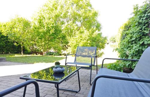 Fohren House | Glückshälfte - Moderne Haushälfte mit XXL-Parkplatz, Bike-Storage & Garten nahe Trier