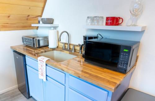 Bear Creek House | Glacier Creek Cabins