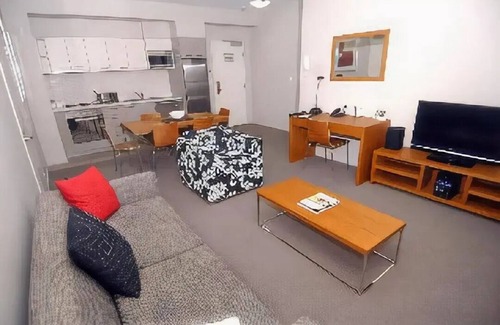 Gladstone Hotel | Gladstone Downtown Central Apartment Hotel