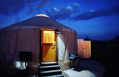 Alpine RV Rental | Glamp in Heated Yurt in Big Bend @ Casa de Marca