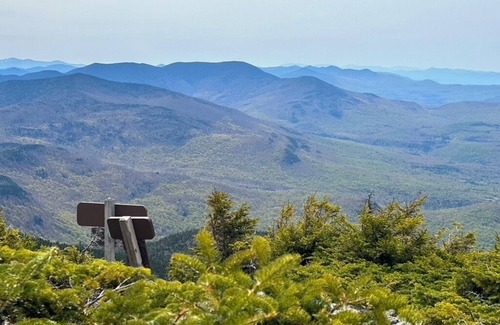 Ripton RV Rental | Glamping hut with WiFi in Ripton, biking, hiking, skiing