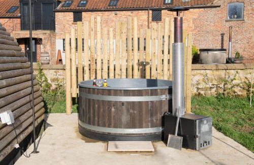Muston House | Glamping Pod 3 Harmony