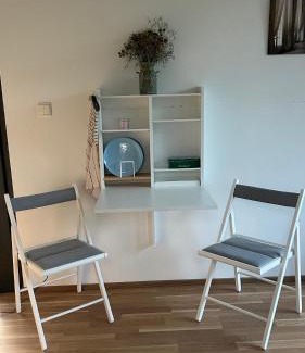 Jimlin Other | Glamping pod zámkem