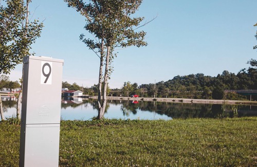 Kipling RV Rental | Glamplyfe in Cambridge: RV Site #5