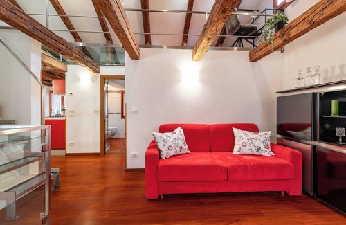 San Polo Apartment | Glass House - Loft 2 min. to Rialto Bridge & View