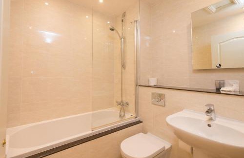 Usk Hotel | Glen-Yr-Afon House Hotel