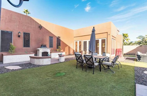 Glendale House | Glendale Villa w/Pool, Theater & Game Rooms