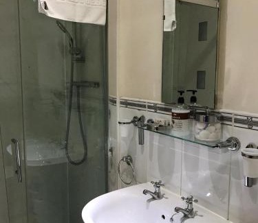 Dumfries Bed & Breakfast | Glenlossie Guest House