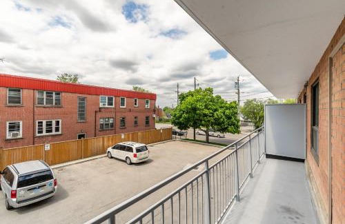 Rosedale Apartment | Glenview West Apartment with Patio - Near Downtown