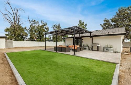 Rovey Farm Estates House | Glenwillow home - minutes from Cardinals Stadium!