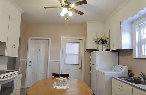 Moncton Bed & Breakfast | Glory Inn Downtown Moncton