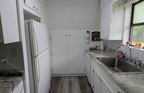 Murfreesboro House | Gnome Home A-Frame near Lake Greeson & Crater of Diamonds