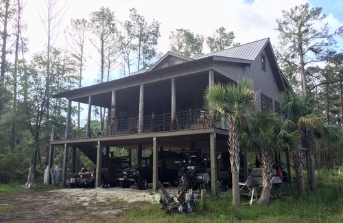 Sapelo Island Cabin | Go Back In Time To A Slower Pace In This Cabin In The Woods