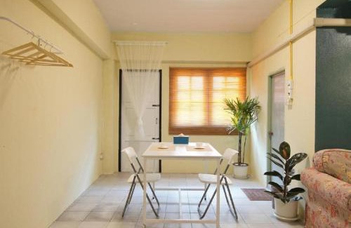 Wang Burapha Phirom Apartment | GO INN The Grand Palace โกอินน์ พระบรมมหาราชวัง MRT สามยอด xPro