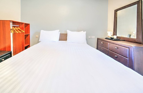 Quedgeley Hotel | GO2 Gloucester Hotel by OYO