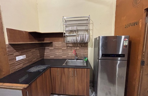 Noida Resort | GoBravo 37 - 2Bhk Farm with Pool & Garden Sec150 Noida