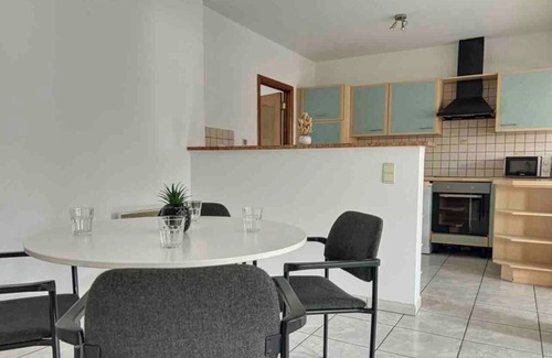 Roux House | Gohyssart 51b 2 Bruxelles-Charleroi-airport