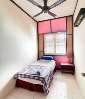 Endah Apartment | Gold Coast Morib Apartment