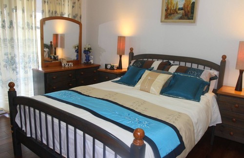 Advancetown Other | Gold Coast Riverfront 20 acres with 3 brm Accommodation