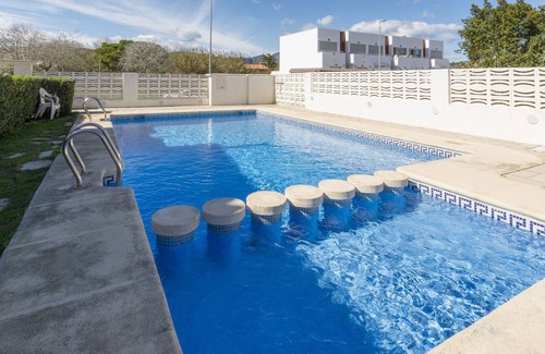 Playa de Gandia House | GOLDEN - Chalet with shared pool in Playa de Gandia. Free WiFi