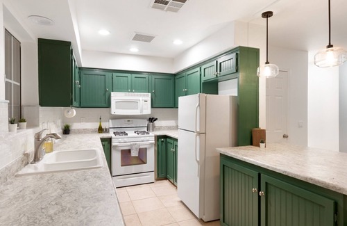 Joshua Tree House | Golden Desert Ranch - Hot Tub, Fire Pit And Bbq! 3 Bedroom Home by RedAwning