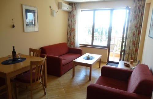 Sunny Beach Apartment | Golden Dreams , appartements Mira