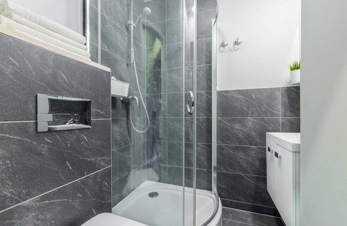 Old Town Apartment | Golden Gate Apartment - Old Town