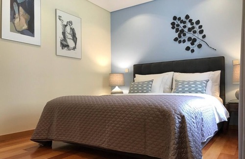 Furadouro House | Golden Pier in Furadouro | heated pool, BBQ and Beach