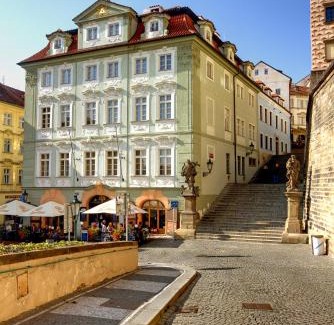 Hradcany Hotel | Golden Star