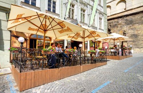 Hradcany Hotel | Golden Star