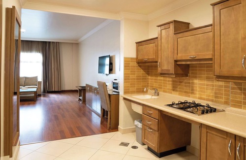 Buraydah Hotel | Golden Tulip Buraidah