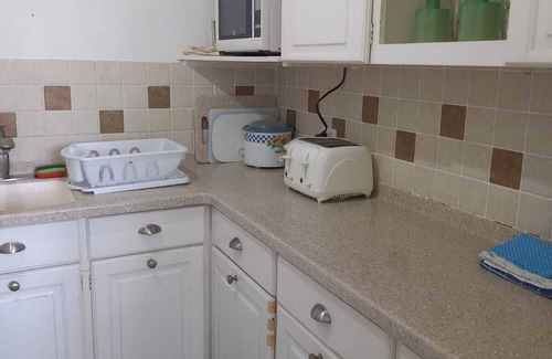 Halcyon Heights Condo | Golden View 227 1 Bedroom Close to Ocean