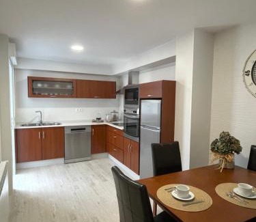 Viveiro Apartment | Golden Views