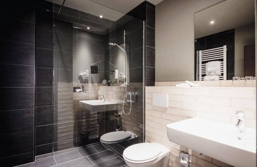 Traben-Trarbach Hotel | Goldene Traube - by Neugart