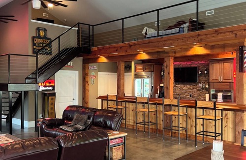 Lemon Springs House | Golf Destination w/Private Driving Range w/Lights, and Bar.