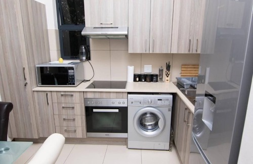 Greater Johannesburg Metropolitan Area House | Golf Estate Lifestyle Apartment