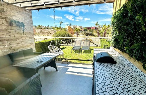 Vera House | Golf property with garden and roof terrace