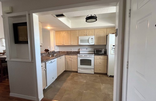 Deep Creek Condo | Golfer and sun lover’s Punta Gorda vacation retreat, 2 beds, 2 baths