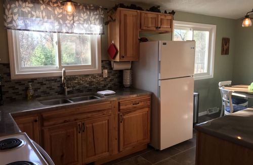 Nekoosa House | Golfers, boaters, hunters, this spot is for you! Quiet, Cozy, and Clean!