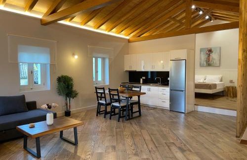 Velonades House | Goninos Jacuzzi Suite