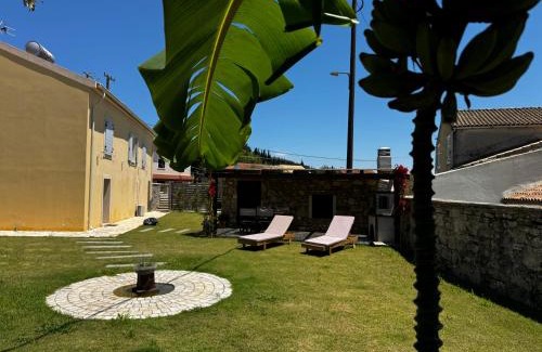 Velonades House | Goninos Jacuzzi Suite