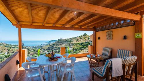 Itrabo House | Gonzalez Almuñécar by Ruralidays