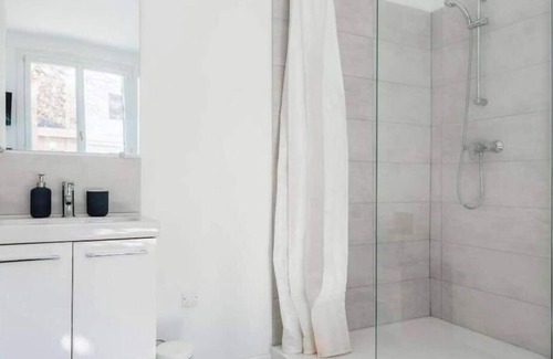 Lestonat - Monsejour Apartment | Good Mood