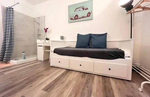 Lestonat - Monsejour Apartment | Good Mood