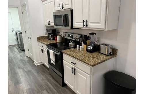 Emerald Shores House | Good Vibes On Gulf Near The Beach And Downtown