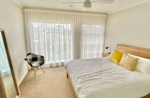 Inverloch House | Goodenia Vibes - Inverloch